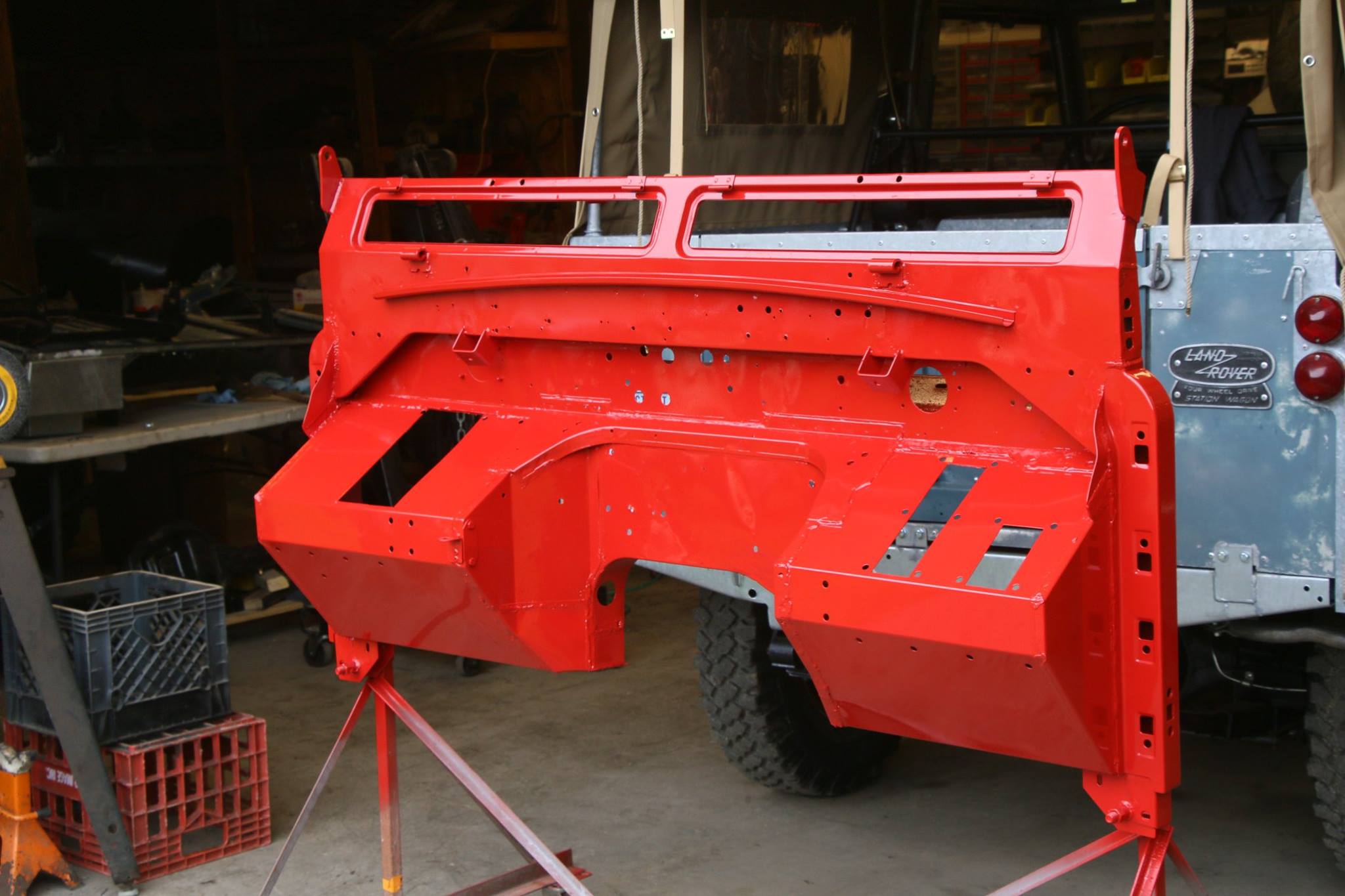 Painting each body panel individually for Land Rover Series IIa