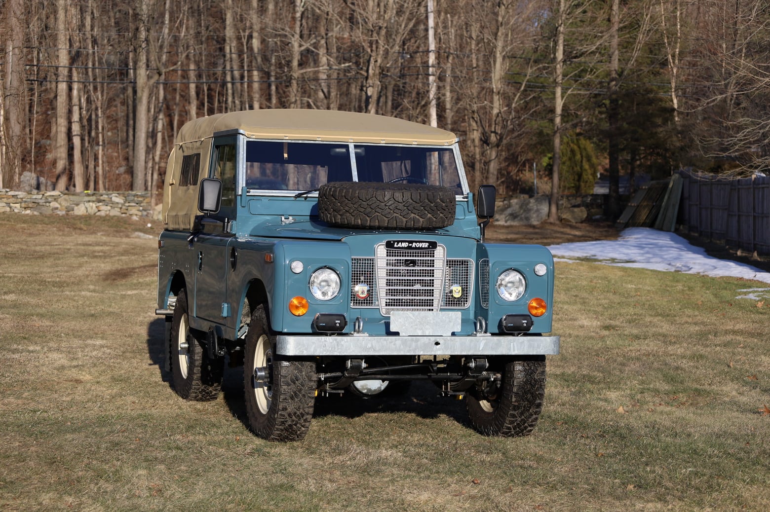 1973 Land Rover Series iii Marine Blue Restored 22